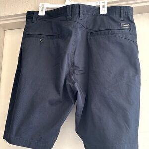 Men’s volcom shorts,